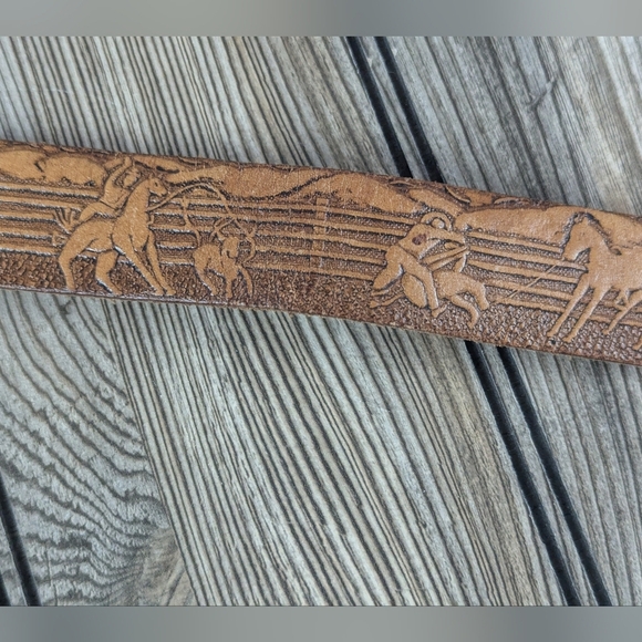 SS Double S Western Children's Leather Belt With Roping Cowboy & Horse Embossed - Picture 4 of 16